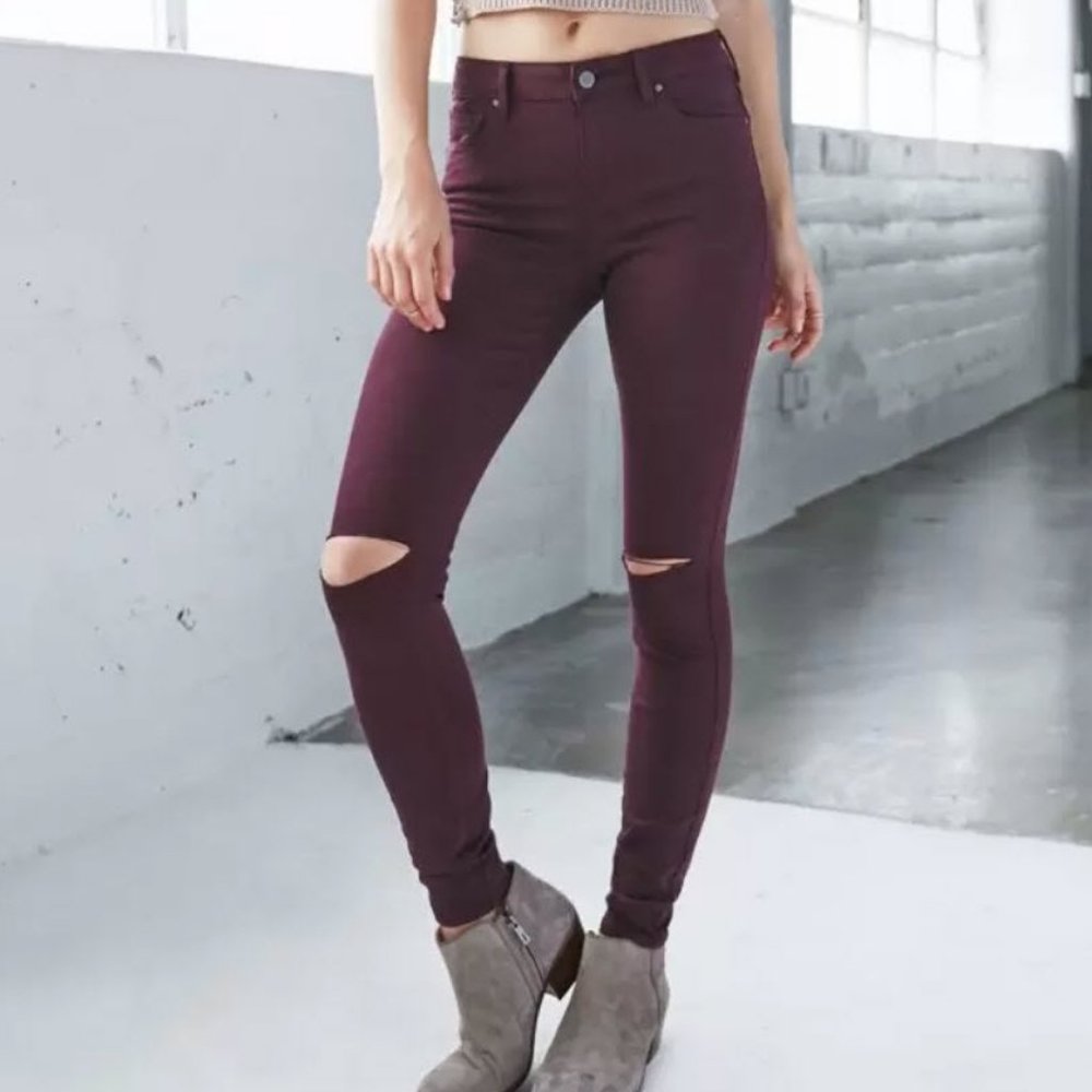 BullheadDistressed High Rise Skinny Jeans